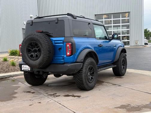 Velocity Blue Metallic 2023 Ford Bronco Wildtrak