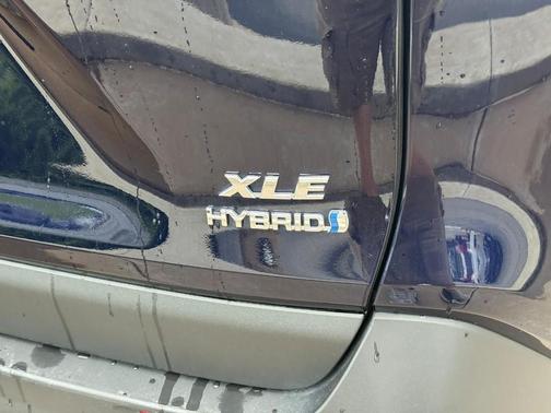 Blueprint 2024 Toyota RAV4 Hybrid XLE Premium