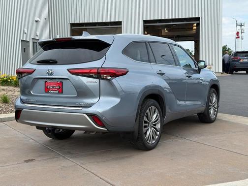 Blueprint 2020 Toyota Highlander Hybrid Platinum