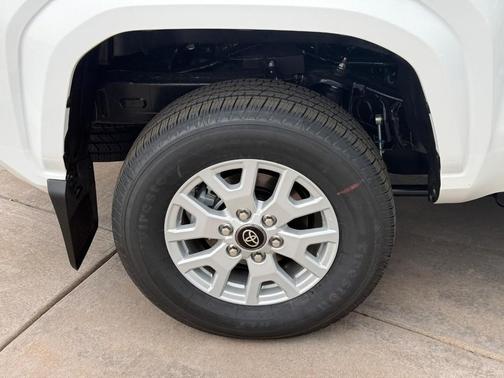 Ice Cap 2026 Toyota Tacoma SR5