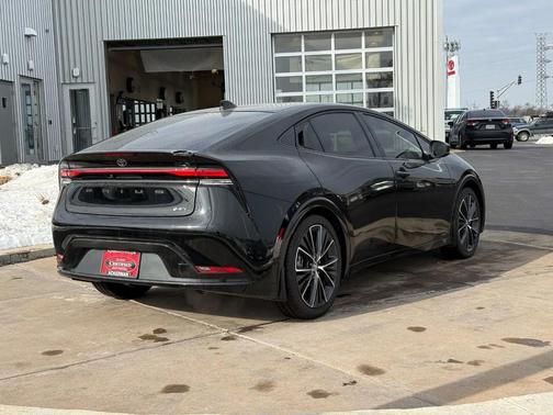 2025 Toyota Prius XLE