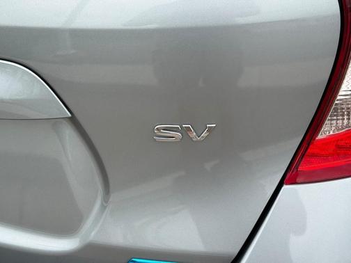 Magnetic Gray Metallic 2015 Nissan Versa Note SV