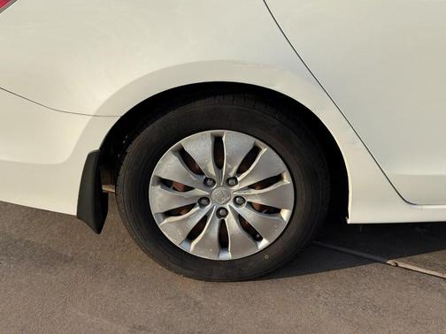 Taffeta White 2012 Honda Accord 2.4 LX