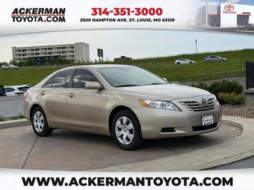 Beige 2008 Toyota Camry LE
