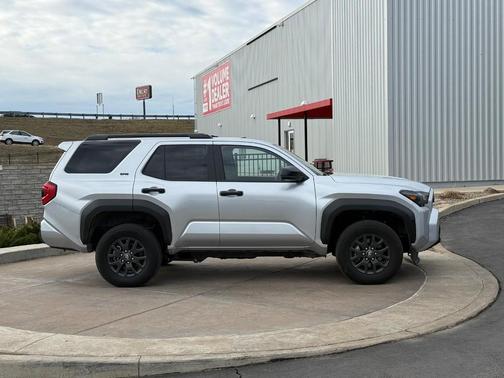 2025 Toyota 4Runner SR5