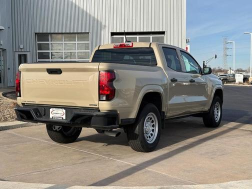 2024 Chevrolet Colorado WT
