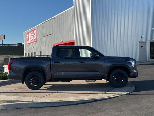 2026 Toyota Tundra Hybrid Limited