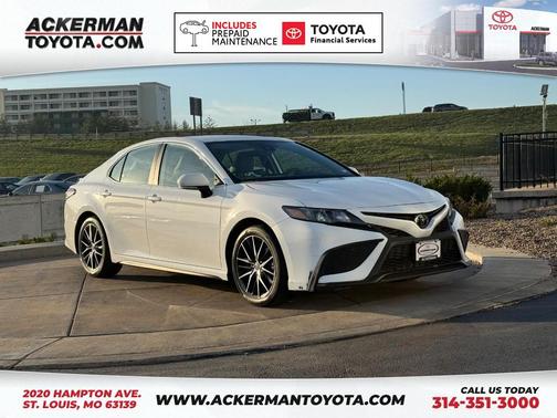 2023 Toyota Camry SE