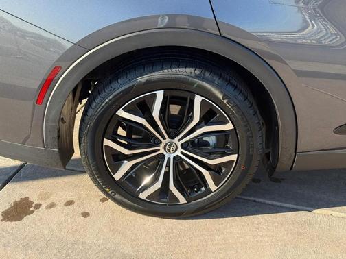 2024 Toyota Crown XLE