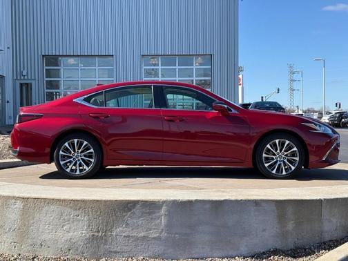 2021 Lexus ES 250 Base