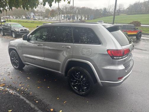 2019 Jeep Grand Cherokee Altitude