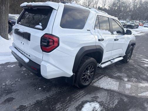 2025 Toyota 4Runner SR5