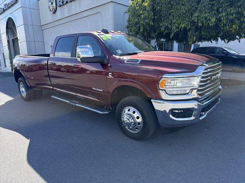 Delmonico Red Pearlcoat 2024 RAM 3500 Longhorn