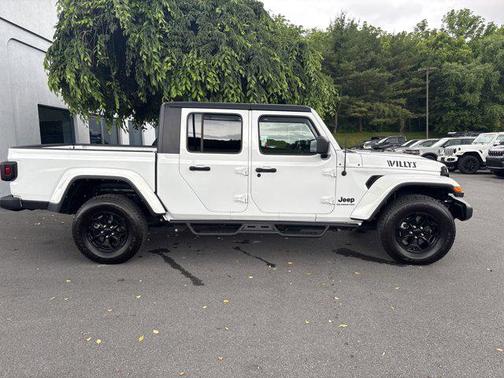 2022 Jeep Gladiator Willys 4x4