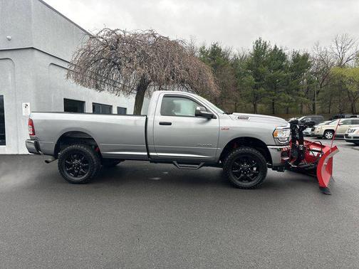 2020 RAM 2500 Tradesman Regular Cab 4X4 8' Box
