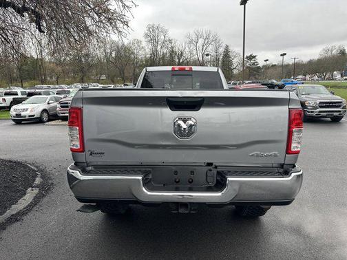 2020 RAM 2500 Tradesman Regular Cab 4X4 8' Box