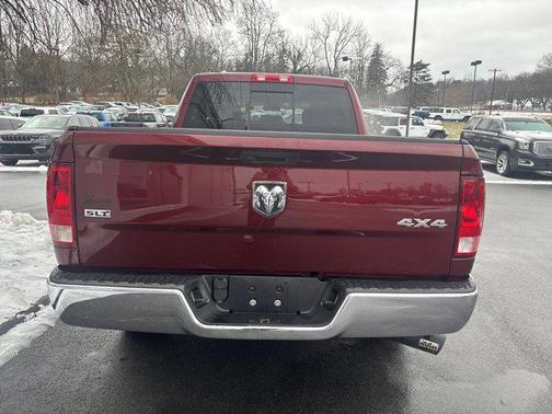 2019 RAM 1500 SLT