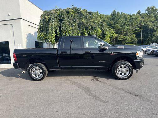 2024 RAM 2500 Laramie Crew Cab 4x4 6'4' Box