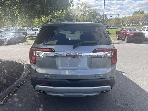 2023 GMC Acadia AWD SLT