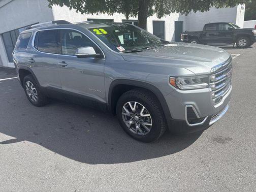 2023 GMC Acadia AWD SLT