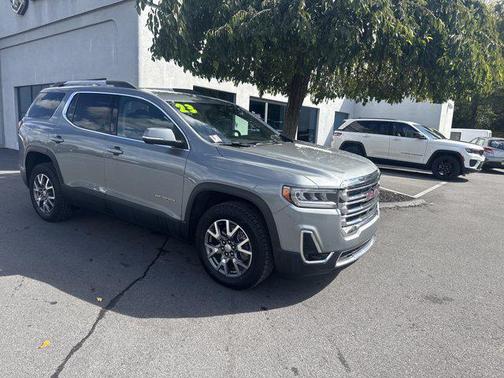 2023 GMC Acadia AWD SLT