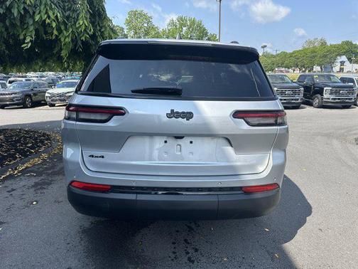 2025 Jeep Grand Cherokee L Altitude