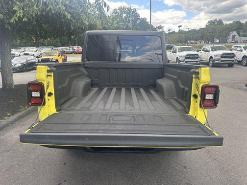 2023 Jeep Gladiator Sport S