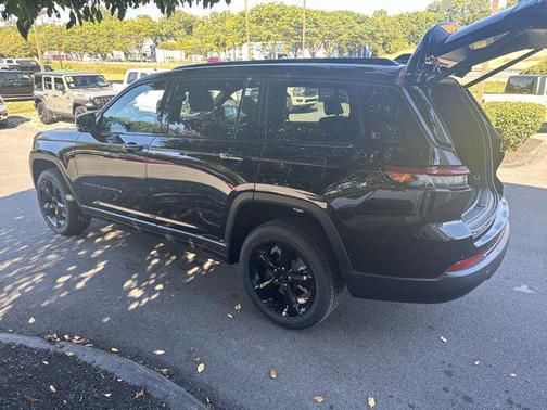 2025 Jeep Grand Cherokee L Altitude