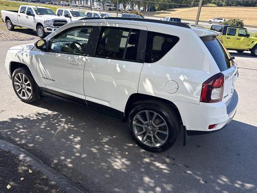 2016 Jeep Compass Sport