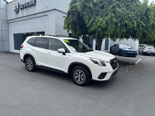 2022 Subaru Forester Premium