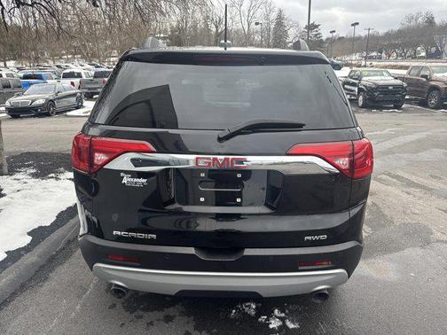 2019 GMC Acadia SLT-1