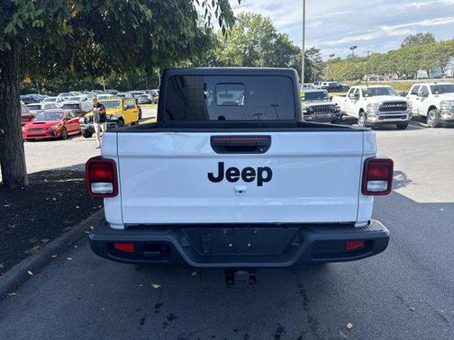 2022 Jeep Gladiator Willys 4x4