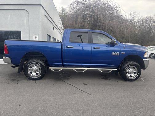 2017 RAM 2500 SLT Crew Cab 4x4 6'4' Box