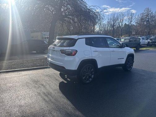 2021 Jeep Compass 80th Special Edition
