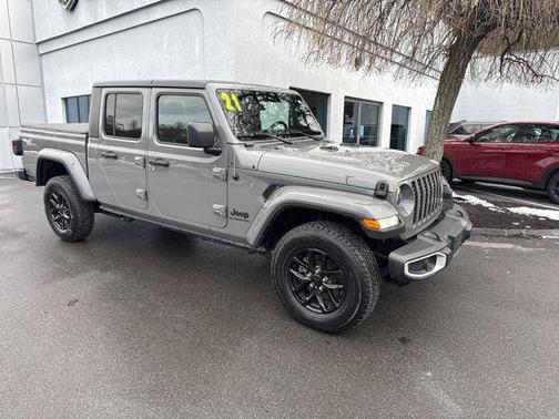 2021 Jeep Gladiator Sport S