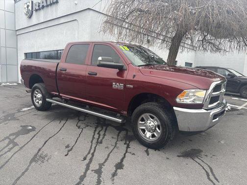 2018 RAM 2500 Tradesman Crew Cab 4x4 6'4' Box