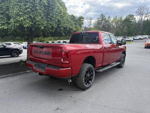 Molten Red Pearlcoat 2026 RAM 2500 Big Horn Crew Cab 4x4 6'4' Box