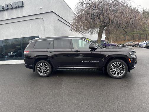 2023 Jeep Grand Cherokee L Summit Reserve