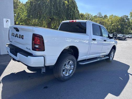 2025 RAM 2500 Big Horn Crew Cab 4x4 6'4' Box