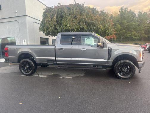 2024 Ford F-350 XLT