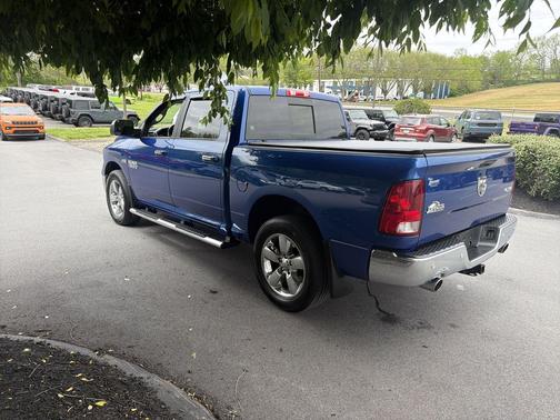 Blue Streak Pearlcoat 2017 RAM 1500 Big Horn