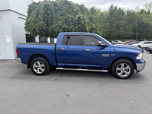 Blue Streak Pearlcoat 2017 RAM 1500 Big Horn