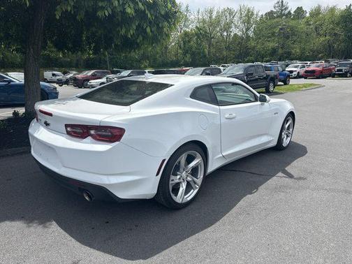 2021 Chevrolet Camaro RWD Coupe LT1