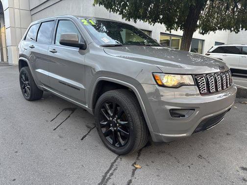 2021 Jeep Grand Cherokee Laredo