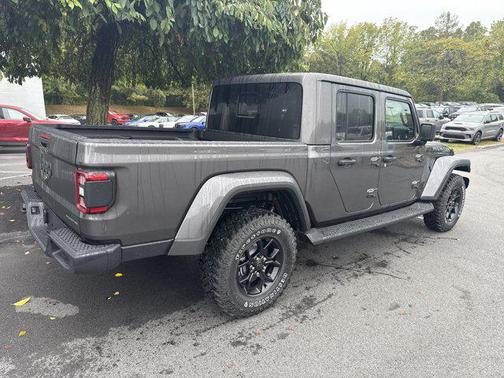 2025 Jeep Gladiator High Tide
