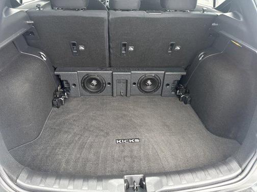 2018 Nissan Kicks SR