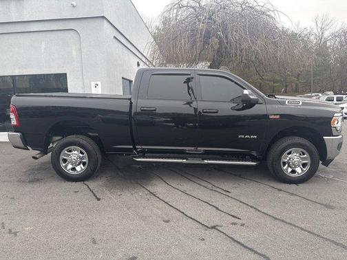 2021 RAM 2500 Big Horn Crew Cab 4x4 6'4' Box