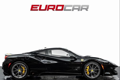 2020 Ferrari 488 Pista Base