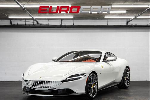 2023 Ferrari Roma *CARBON STEERING WHEEL * PASSENGER DISPLAY*