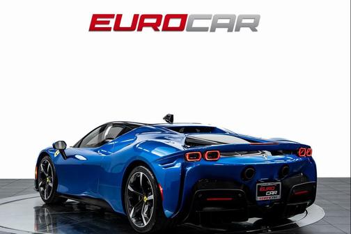 2022 Ferrari SF90 Stradale *CARBON FIBER STEERING WHEEL * FRONT PPF*